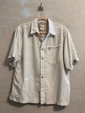 North face Men's Short Sleeve Button-Up Shirt Light Gray white large hiking top